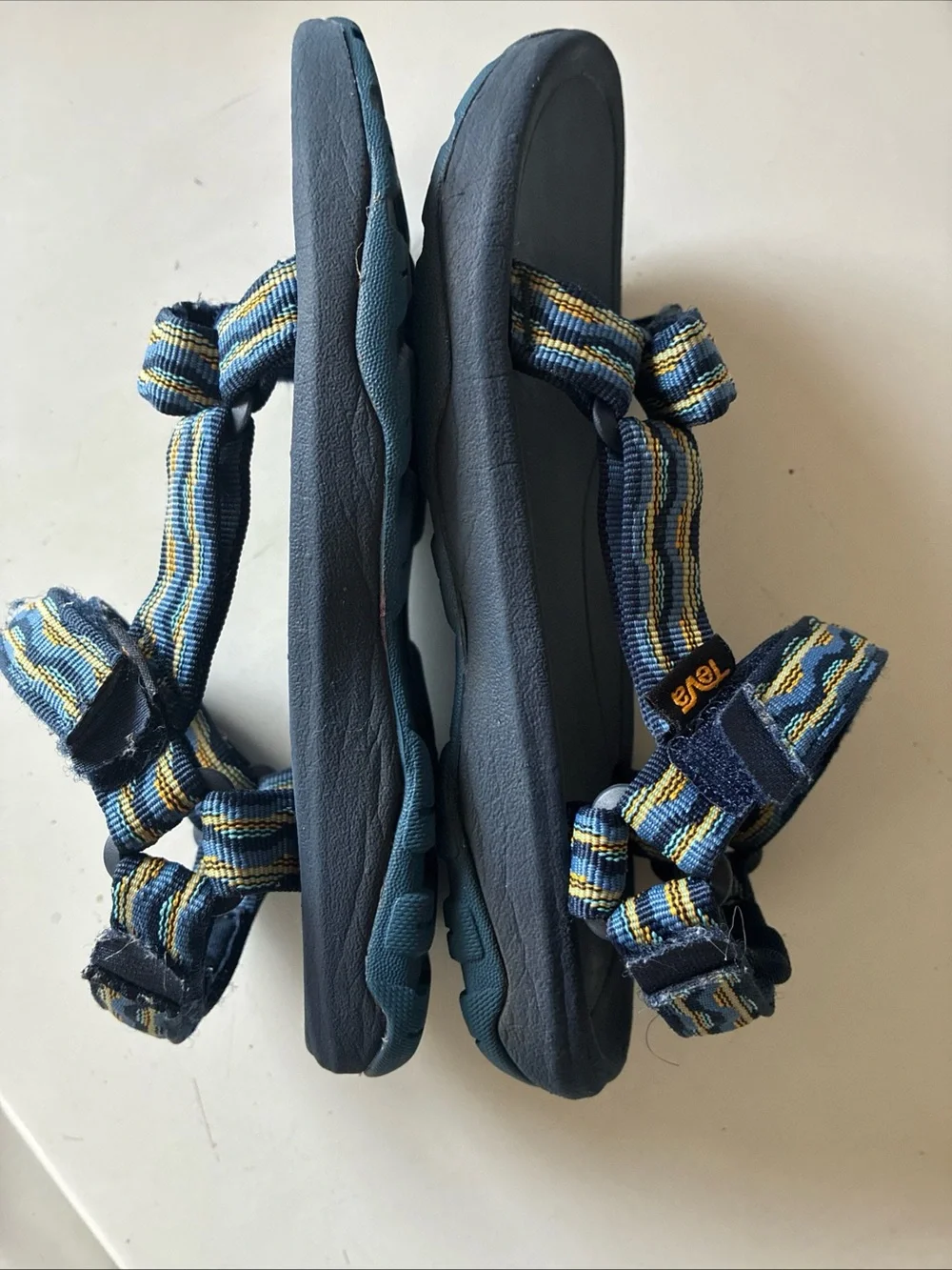 Teva Kids Sz 3 Navy Blue Adjustable Sandals with Yellow Stripe Outdoor Play